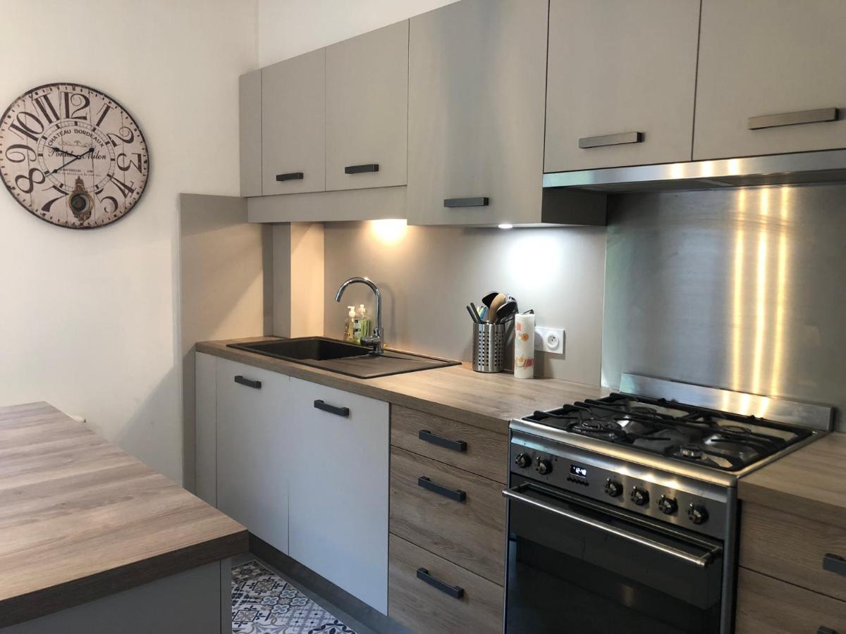 L'Appartement d'Hélène Sarlat Esterno foto